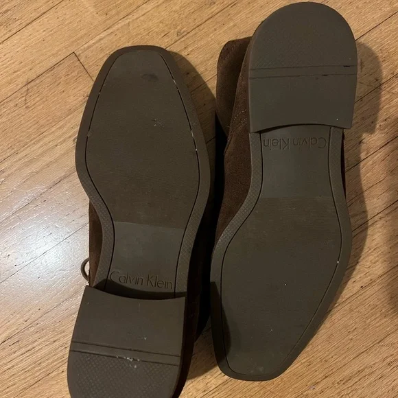 Brown Suede Calvin Klein Dress shoes - Picture 5 of 5